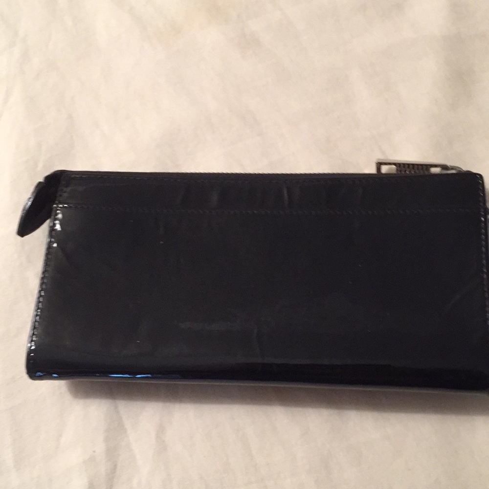Marc Jacobs Black Patent Leather Clutch / Wallet - Picture 2 of 6